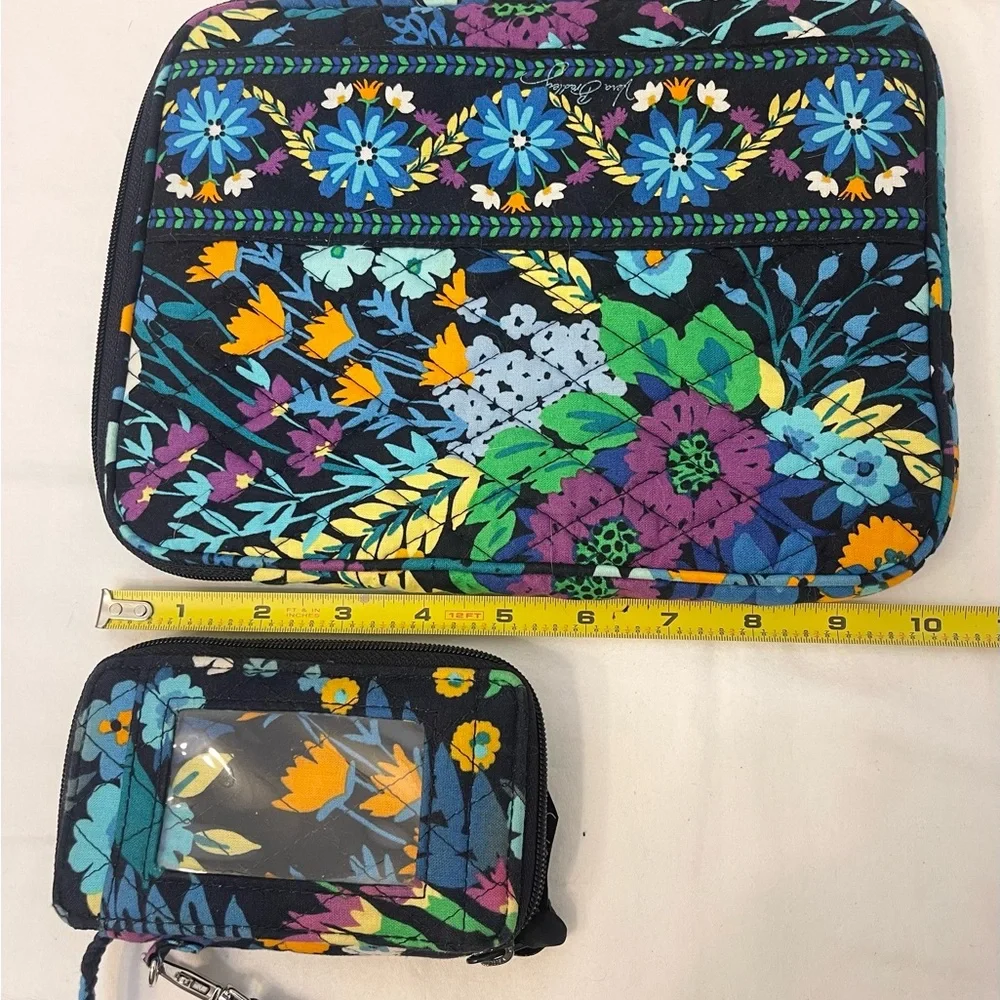 Vera Bradley Midnight Blues 2013 Tablet Cover and Wristlet Card Holder Set EUC